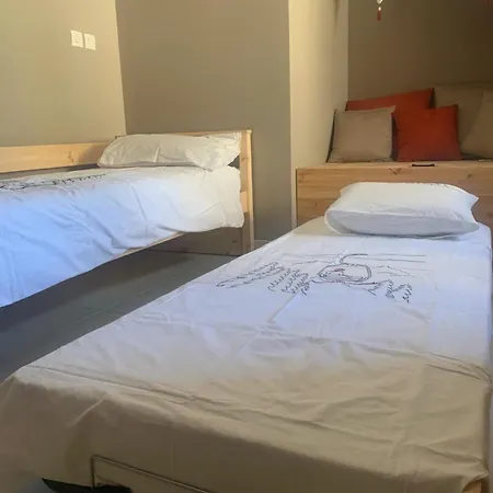 Le Sarana : 75m2, Calme, Belle Vue Avec Terrasse. Apartment *